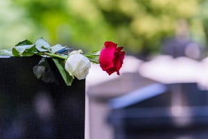 funeral-burial-cemetary flowers