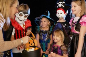 children at halloween
